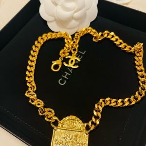 Chanel gold necklace